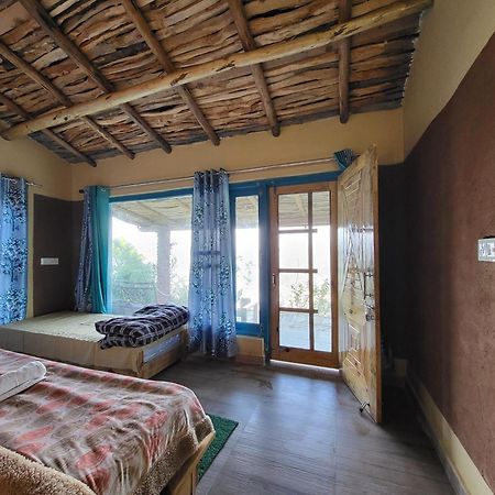 Zenoaks Homestay Алмора Экстерьер фото