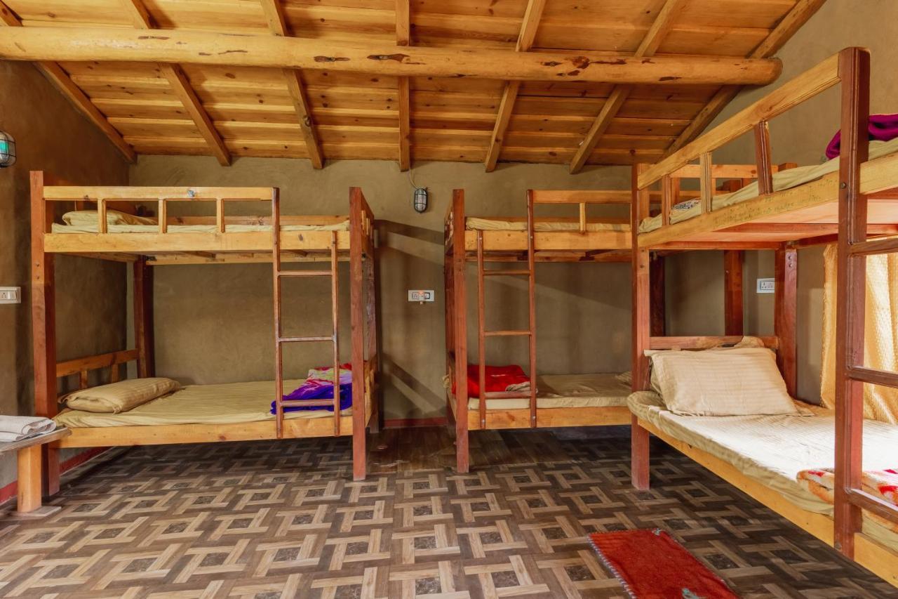 Zenoaks Homestay Алмора Экстерьер фото