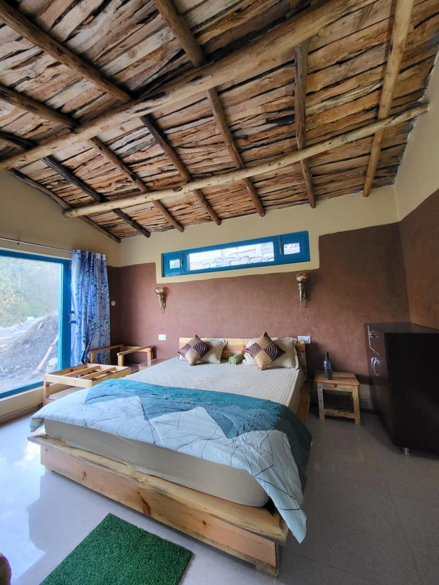 Zenoaks Homestay Алмора Экстерьер фото