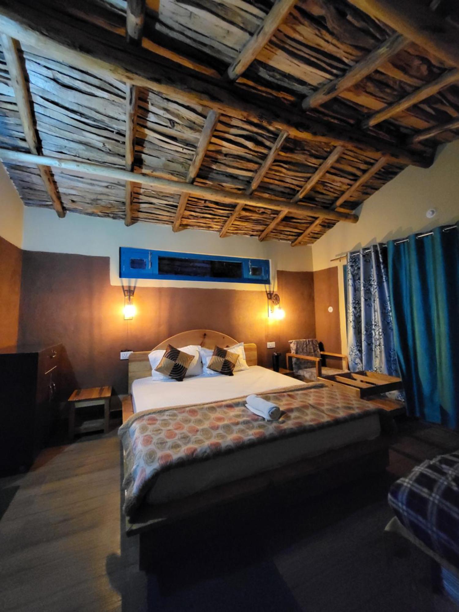 Zenoaks Homestay Алмора Экстерьер фото